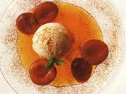 Rumpflaumen mit Zitroneneis - Rezept