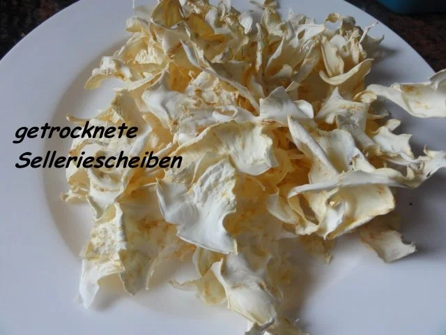 Rezept: Diverses: SELLERIEPULVER + getrocknete Blätter Bild Nr. 2 Diverses: SELLERIEPULVER + getrocknete Blätter - Rezept - Bild Nr. 2