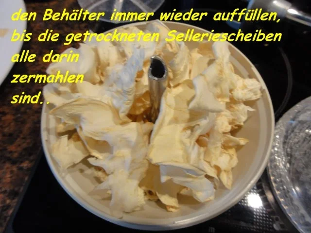 Rezept: Diverses: SELLERIEPULVER + getrocknete Blätter Bild Nr. 3 Diverses: SELLERIEPULVER + getrocknete Blätter - Rezept - Bild Nr. 3