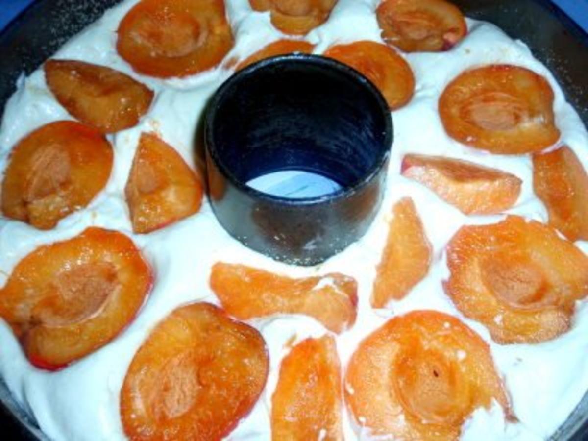 Kuchen: Aprikosen-Kranz-Kuchen - Rezept - Bild Nr. 2