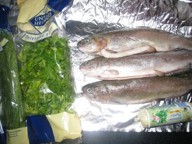 Backforelle mit Kräuterbutter - Rezept - Bild Nr. 2