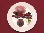 Haft! - Waldbeeren-Parfait und Heidelbeerpüree (Alexander Hold) - Rezept