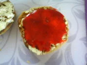 Erdbeer-Johannisbeer-Zitronenmarmelade - Rezept