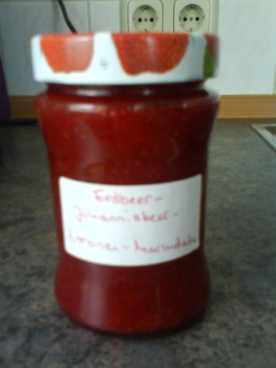Erdbeer-Johannisbeer-Zitronenmarmelade - Rezept - Bild Nr. 2