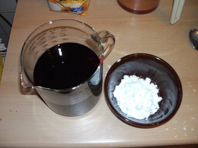 Rezept: Suppe: Rotweinsuppe Bild Nr. 3 Suppe: Rotweinsuppe - Rezept - Bild Nr. 3