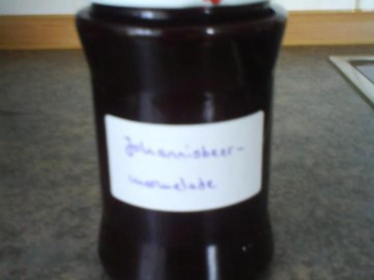 Schwarze Johannisbeermarmelade - einfach - 156 kcal/100g