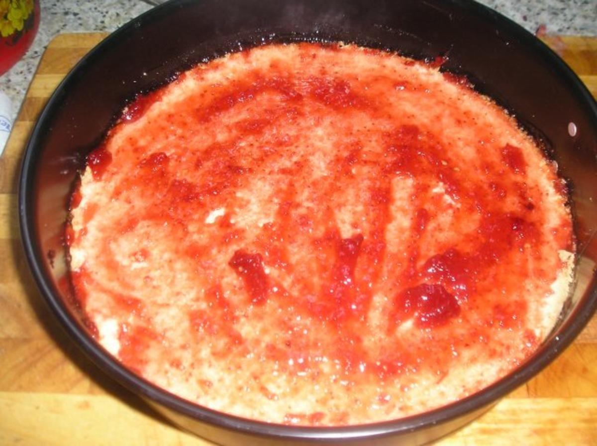 Erdbeer-Joghurttorte - Rezept - Bild Nr. 3