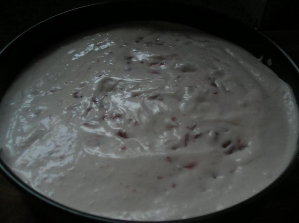 Erdbeer-Joghurttorte - Rezept - Bild Nr. 4