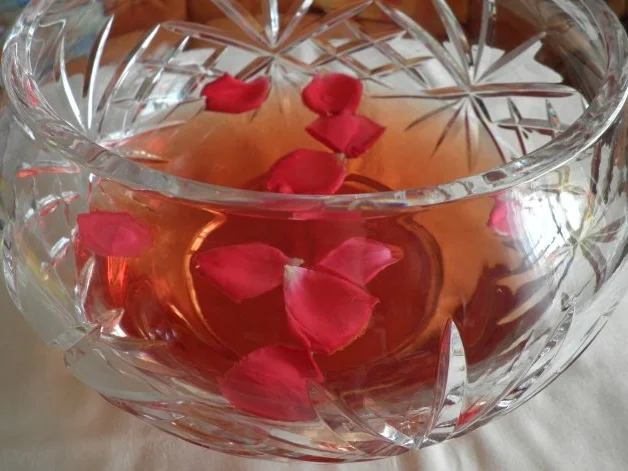 Rezept: Rosenbowle Bild Nr. 2 Rosenbowle - Rezept - Bild Nr. 2