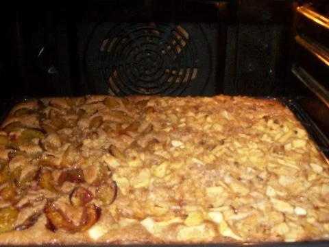 Rezept: Schneller - Vollkornkuchen mit Apfel - Pflaumen -Belag Bild Nr. 2 Schneller - Vollkornkuchen mit Apfel - Pflaumen -Belag - Rezept - Bild Nr. 2