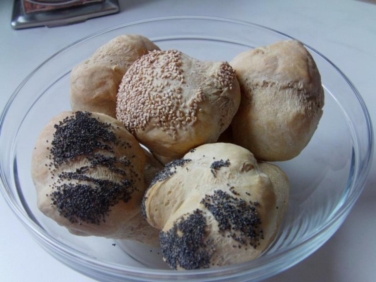 Sonntagsbrötchen - Rezept mit Bild - kochbar.de