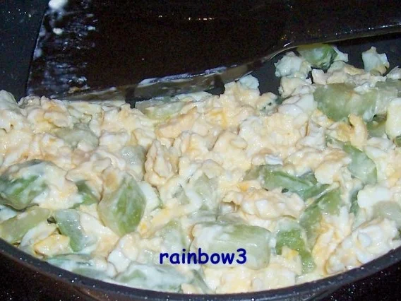 Rezept: Kochen: Zucchini-Käse-Rührei Bild Nr. 3 Kochen: Zucchini-Käse-Rührei - Rezept - Bild Nr. 3