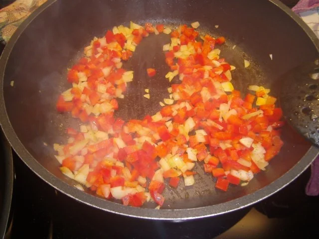 Rezept: Reis nach Djuvec-Art mit Cevapcici Bild Nr. 2 Reis nach Djuvec-Art mit Cevapcici - Rezept - Bild Nr. 2