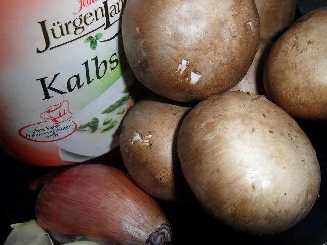 Rezept: Tortellini con funghi Bild Nr. 4 Tortellini con funghi - Rezept - Bild Nr. 4