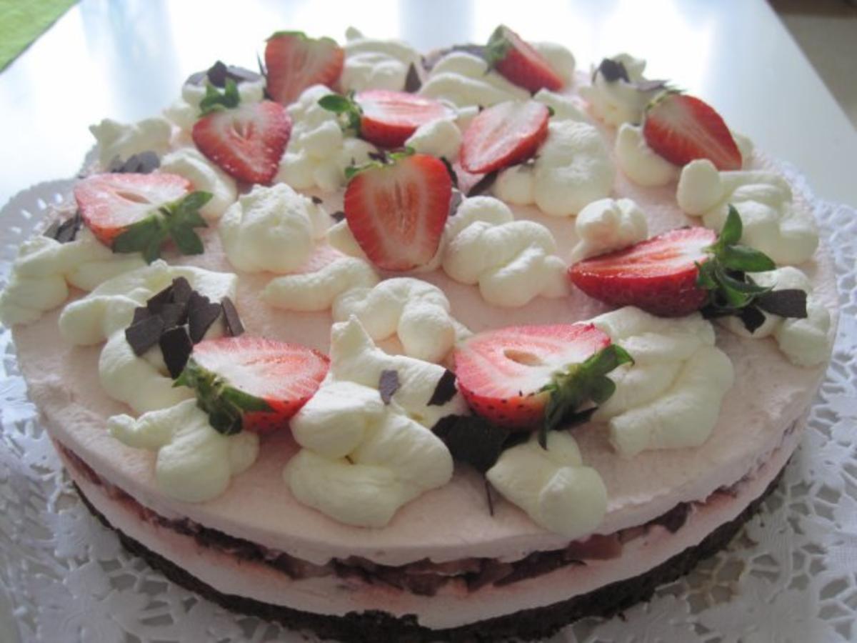 Erdbeer-Quarkcreme-Torte - Rezept mit Bild - kochbar.de