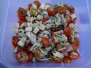 Kirschtomaten mit Hirtenkäse - Rezept