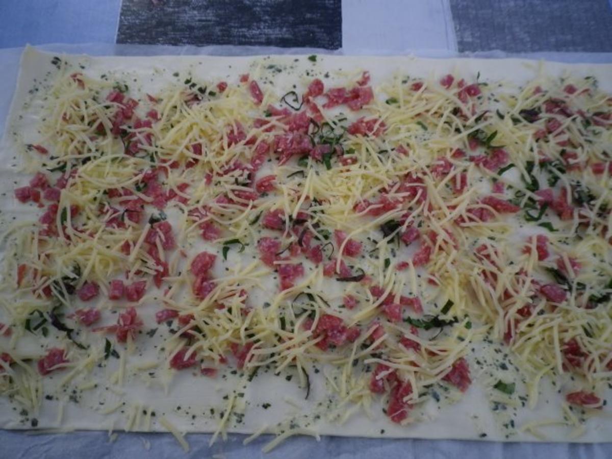 Pizza - Snack - Rezept - Bild Nr. 2