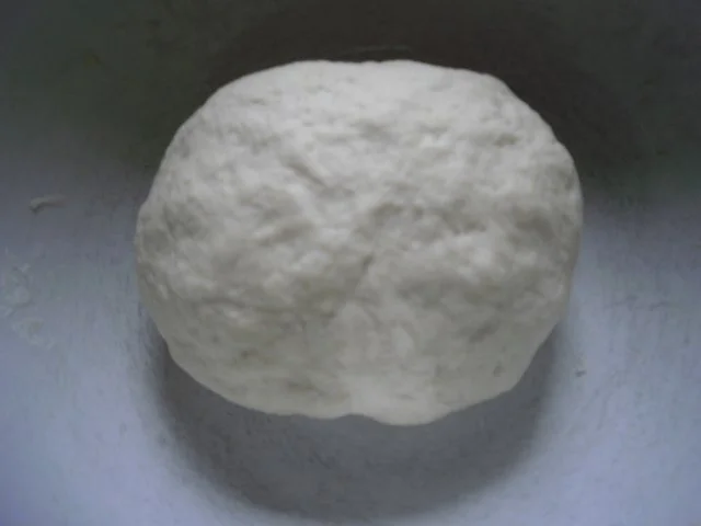 Pizzateig Grundrezept - Rezept