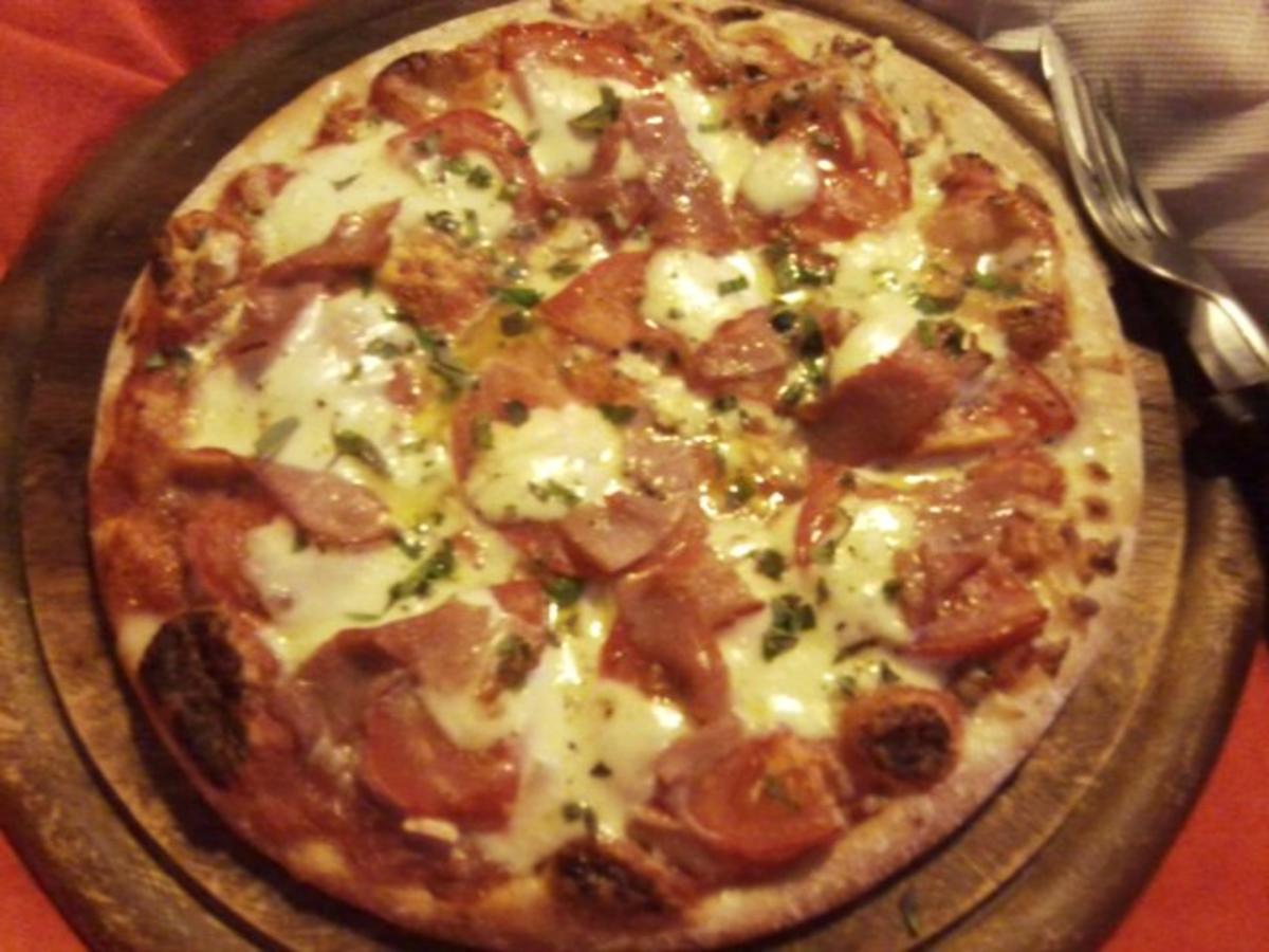 Bilder für Pizza Parma e Caprese - Rezept