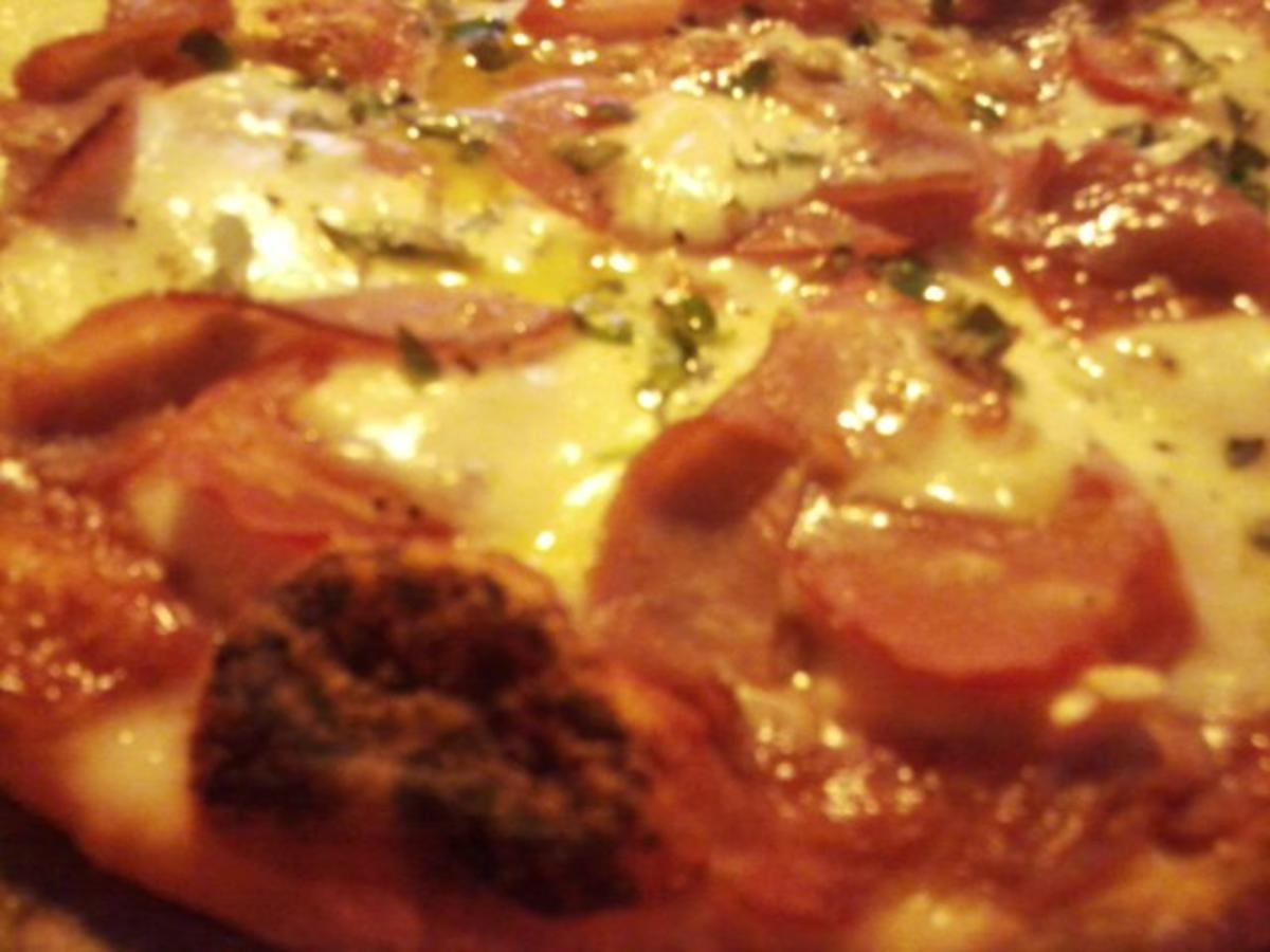 Pizza Parma e Caprese - Rezept - Bild Nr. 3