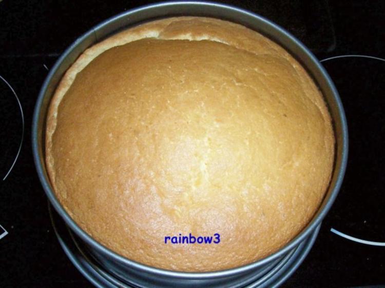 Backen: Mini-Zitronen-Sahne-Torte - Rezept - kochbar.de