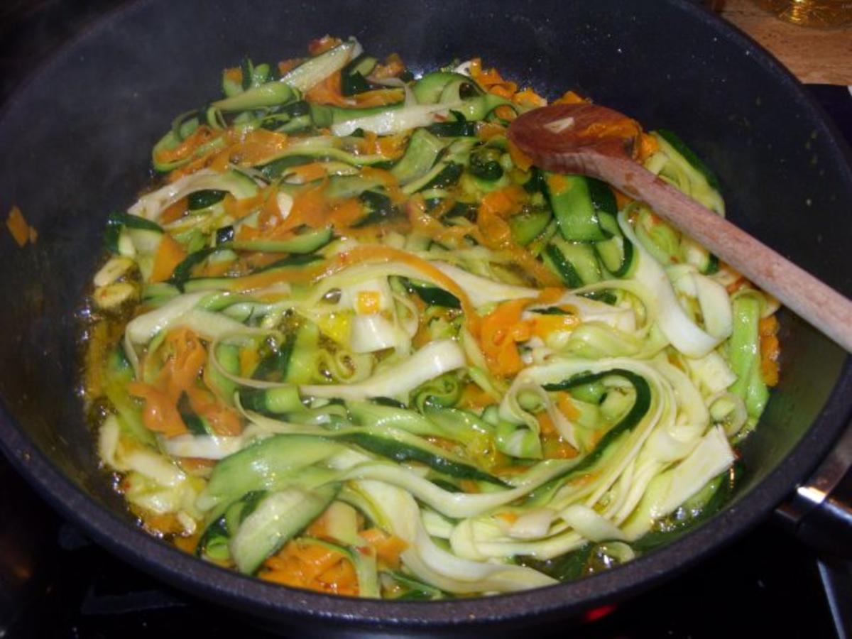 C1: Zuccini - Karotten Spaghetti - Rezept - Bild Nr. 5