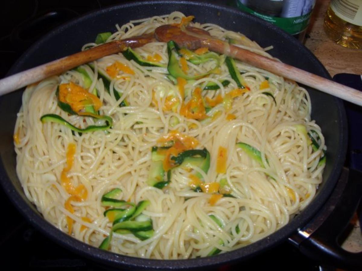 C1: Zuccini - Karotten Spaghetti - Rezept - Bild Nr. 6