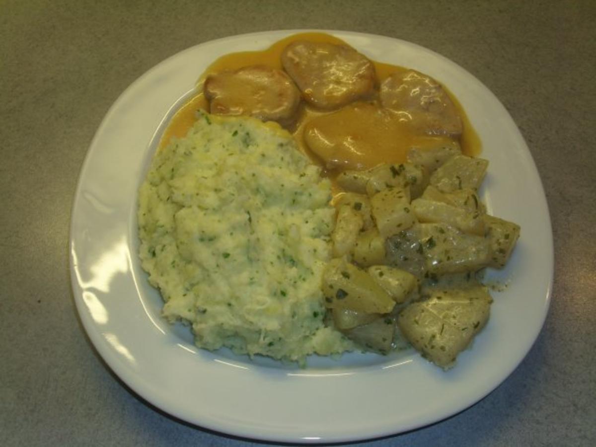 Schweinefilets in Sahnesosse Kohlrabigemüse und Kartoffelpürre - Rezept ...