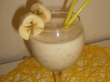 Rezept: Milchshake von der Babybanane Milchshake von der Babybanane - Rezept