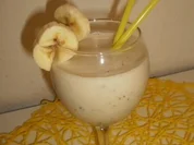 Rezept: Milchshake von der Babybanane Milchshake von der Babybanane - Rezept