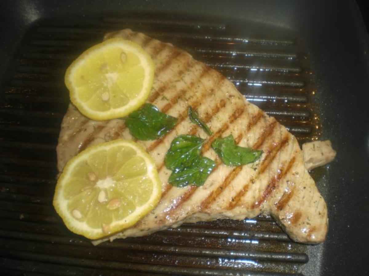 Breite Bandnudeln mit Thunfisch und Erbsen - Rezept - Bild Nr. 2