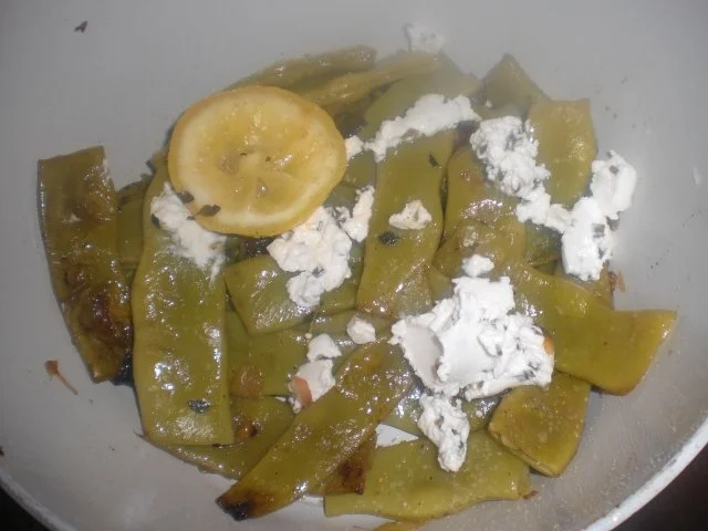 Rezept: Breite Bohnen mit Ziegenkäse Bild Nr. 2 Breite Bohnen mit Ziegenkäse - Rezept - Bild Nr. 2