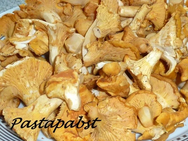 Rezept: Eingelegte Pfifferlinge Bild Nr. 2 Eingelegte Pfifferlinge - Rezept - Bild Nr. 2