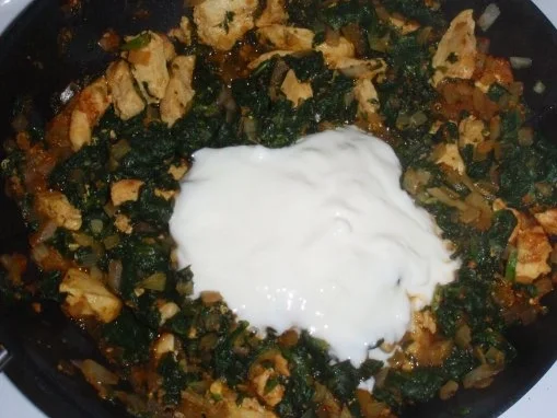 Rezept: Hähnchenbrustfilet mit Blattspinat und Spaghetti Bild Nr. 6 Hähnchenbrustfilet mit Blattspinat und Spaghetti - Rezept - Bild Nr. 6