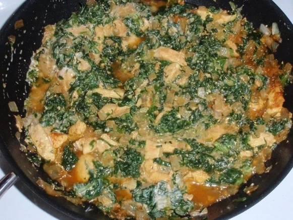 Rezept: Hähnchenbrustfilet mit Blattspinat und Spaghetti Bild Nr. 7 Hähnchenbrustfilet mit Blattspinat und Spaghetti - Rezept - Bild Nr. 7