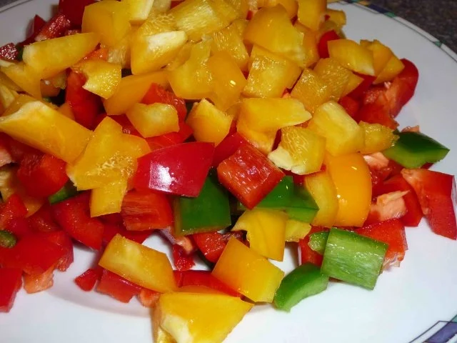 Rezept: Bunte Champignonpfanne mit Ei Bild Nr. 8 Bunte Champignonpfanne mit Ei - Rezept - Bild Nr. 8