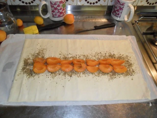 Topfen-Marillenstrudel aus Blätterteig - Rezept - Bild Nr. 4