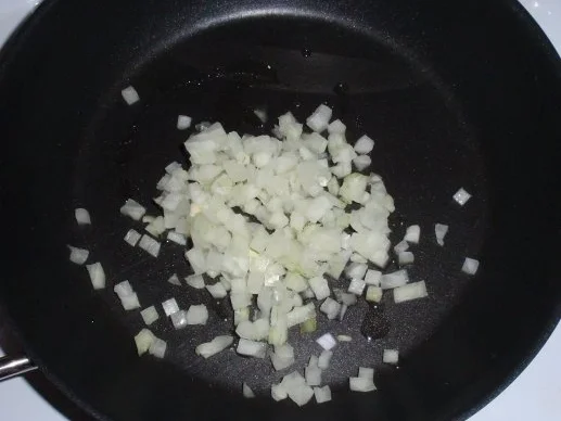 Rezept: Tatar-Pfifferling-Sauce mit Gemüsenudeln Bild Nr. 3 Tatar-Pfifferling-Sauce mit Gemüsenudeln - Rezept - Bild Nr. 3