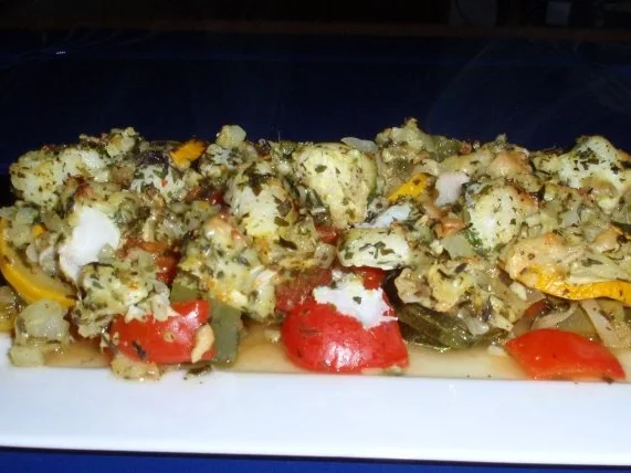 Mediterranes Gemüse mit Kabeljaurückenfilet aus dem Ofen - Rezept