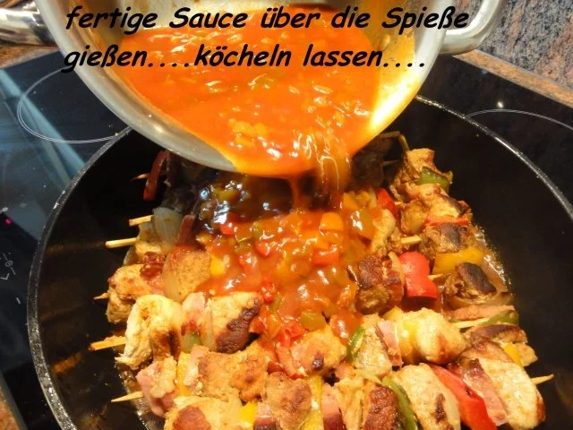 Rezept: Fleisch: SCHASCHLIKSPIESSE an Paprika-Tomaten-Sauce Bild Nr. 8 Fleisch: SCHASCHLIKSPIESSE an Paprika-Tomaten-Sauce - Rezept - Bild Nr. 8