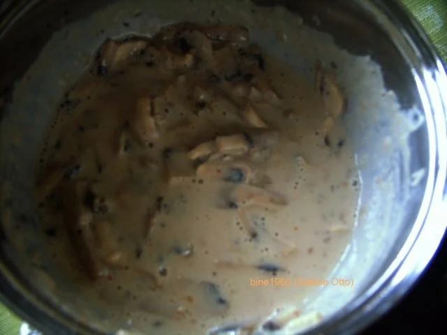 KÄSE - CHAMPIGNONSAUCE - Rezept