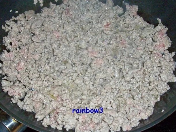 Kochen: Scharfe Hackfleisch-Tomaten-Sauce zu Nudeln - Rezept - Bild Nr. 2