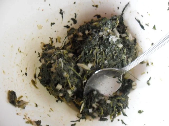 Rezept: Teigtaschen gefüllt mit Spinat-libanesisch Bild Nr. 3 Teigtaschen gefüllt mit Spinat-libanesisch - Rezept - Bild Nr. 3