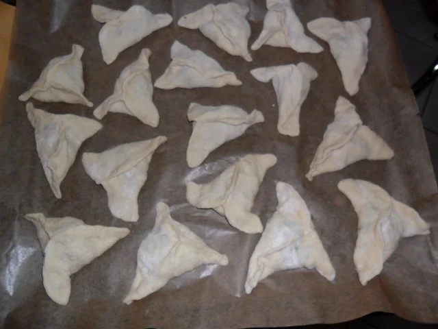 Rezept: Teigtaschen gefüllt mit Spinat-libanesisch Bild Nr. 8 Teigtaschen gefüllt mit Spinat-libanesisch - Rezept - Bild Nr. 8