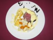 Roastbeef a la Snake an Herzoginkartoffeln und Gemüse auf Sauce Bearnaise - Rezept