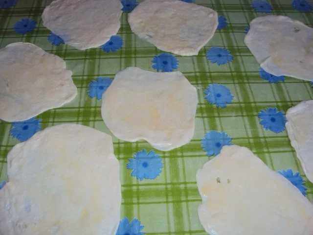 Schicht Hörnchen mit Käse - Katmer Pogaca - Rezept - Bild Nr. 8