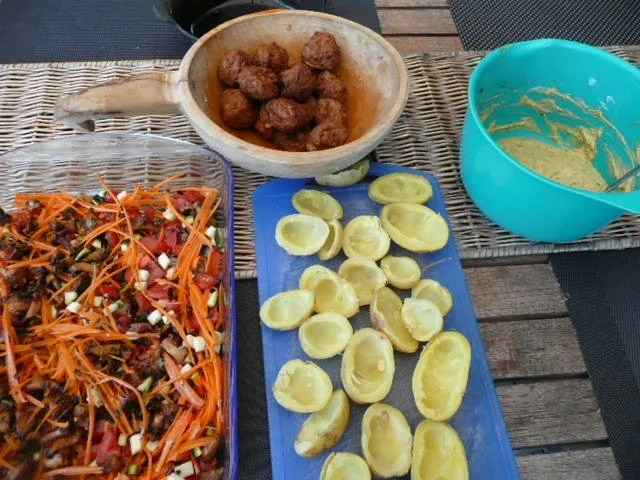 Rezept: AUFLAUF :PESTO-KARTOFFELN mit Hackbällchen Bild Nr. 4 AUFLAUF :PESTO-KARTOFFELN mit Hackbällchen - Rezept - Bild Nr. 4