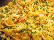 Rezept: Spätzle-Geröstel mit Kartoffeln und Zwiebeln ... Spätzle-Geröstel mit Kartoffeln und Zwiebeln ... - Rezept