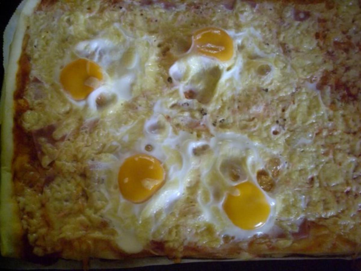 Eier-Pizza - Rezept mit Bild - kochbar.de