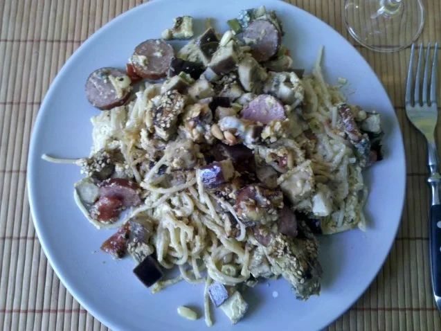 Rezept: Nudeln: Transkultureller Nudelauflauf Bild Nr. 7 Nudeln: Transkultureller Nudelauflauf - Rezept - Bild Nr. 7